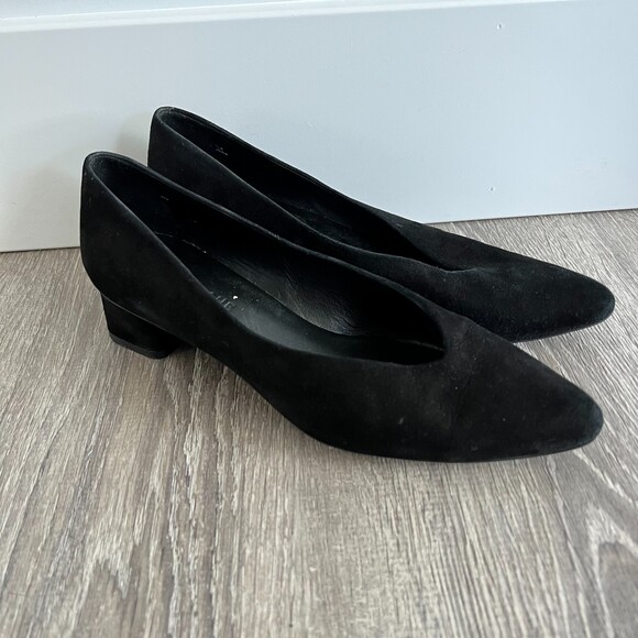 Everlane Suede V Heel Pump Leather Almond Toe Minimalist - Picture 2 of 7